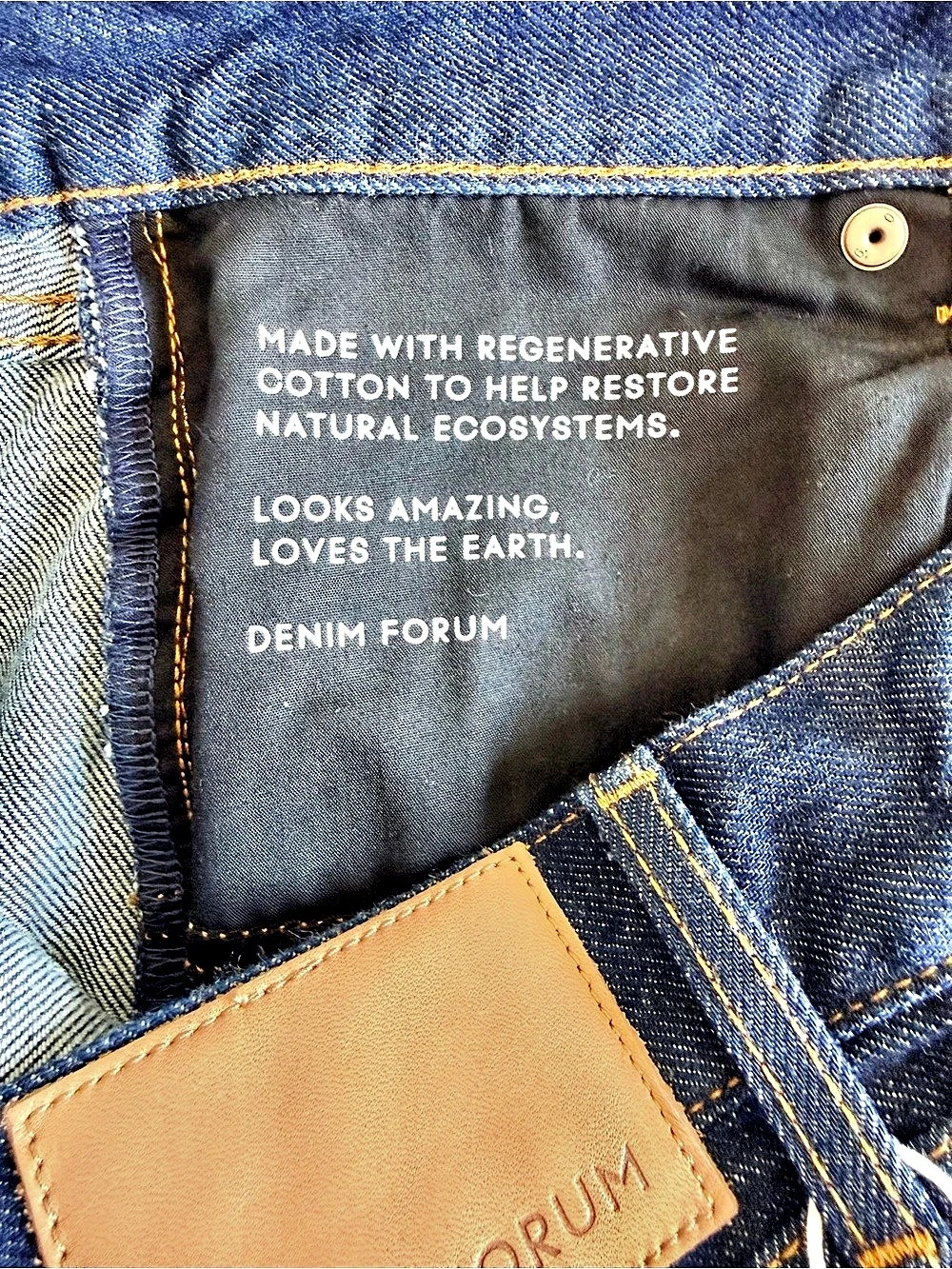 Aritzia Denim Forum The Farrah Hi-Rise Wide Leg Jeans in Blue Waist 29 NWT - Picture 9 of 14